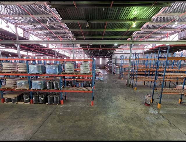 5,057M² WAREHOUSE FOR SALE IN CITY DEEP